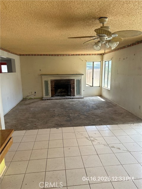 14535 Owens River Road, Victorville CA: https://media.crmls.org/medias/3416c9ec-5598-4347-9a36-95805735846f.jpg