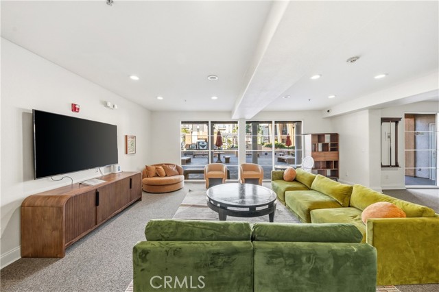 Detail Gallery Image 29 of 33 For 360 W Avenue 26 #215,  Los Angeles,  CA 90031 - 3 Beds | 2 Baths