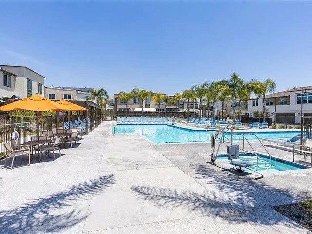 2106 Bluestone Circle, Chula Vista, California 91913, 3 Bedrooms Bedrooms, ,3 BathroomsBathrooms,Residential,For Sale,Bluestone Circle,PW24120519