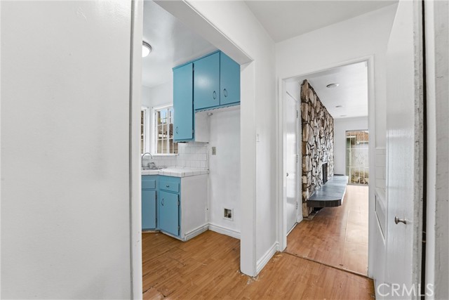 Detail Gallery Image 13 of 35 For 2717 W Tichenor, Compton,  CA 90220 - 4 Beds | 2 Baths