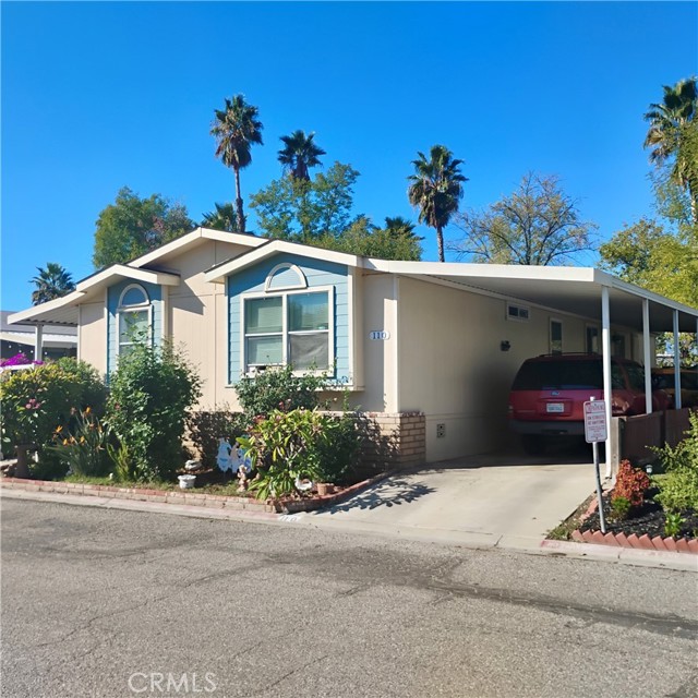 Detail Gallery Image 2 of 7 For 2851 S La Cadena Dr #110,  Colton,  CA 92324 - 4 Beds | 2 Baths