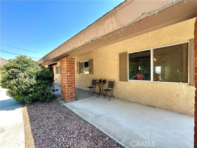 Detail Gallery Image 2 of 34 For 7417 La Vina Trl, Yucca Valley,  CA 92284 - 3 Beds | 2 Baths