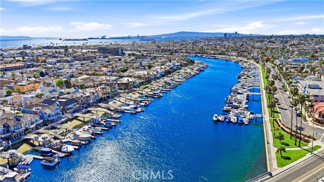 Detail Gallery Image 67 of 70 For 383 Bay Shore #203,  Long Beach,  CA 90803 - 2 Beds | 2 Baths