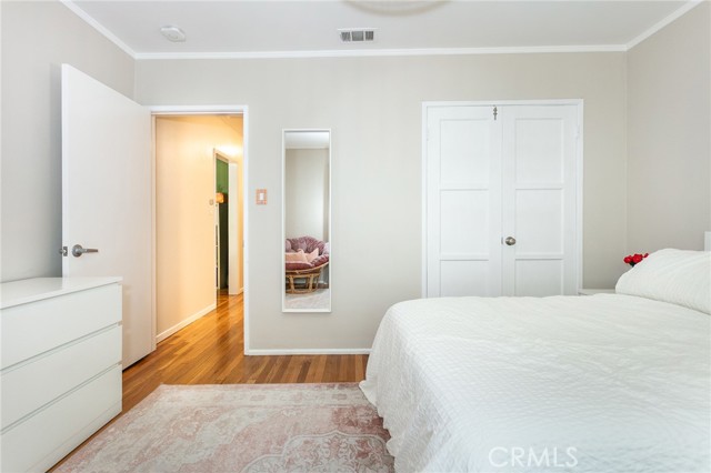 Detail Gallery Image 18 of 30 For 301 S Sunset Canyon Dr, Burbank,  CA 91501 - 3 Beds | 1/1 Baths
