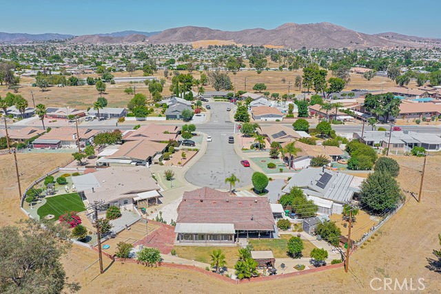 26790 E Berkey Court, Menifee CA: https://media.crmls.org/medias/341e8372-e42e-4e7b-b039-fe2f1a67a993.jpg