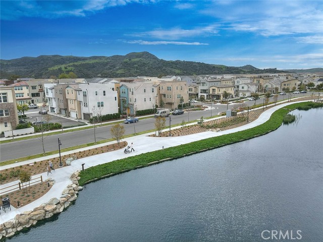 6 Crown Point Drive, Rancho Mission Viejo CA: https://media.crmls.org/medias/341f857d-dd97-420b-a967-06100de20301.jpg
