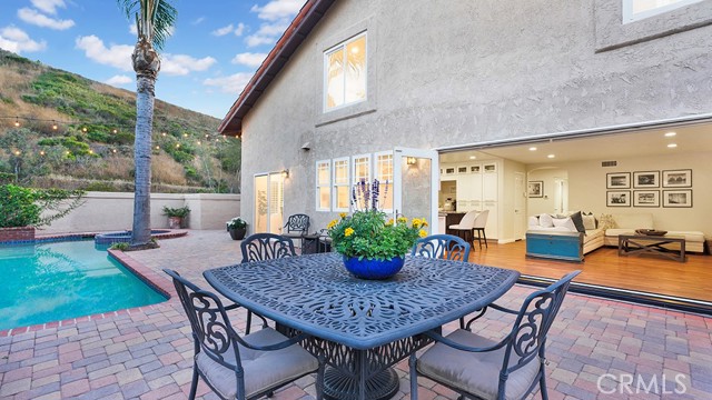 31962 Via Montura, San Juan Capistrano CA: https://media.crmls.org/medias/342055d4-a095-48ce-a8ea-550665ab1148.jpg