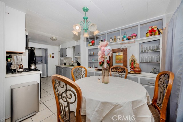 Detail Gallery Image 18 of 37 For 1155 S Riverside Ave #39,  Rialto,  CA 92376 - 2 Beds | 2 Baths