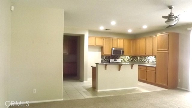 Detail Gallery Image 4 of 11 For 11044 Ragsdale Rd, Loma Linda,  CA 92354 - 3 Beds | 2/1 Baths