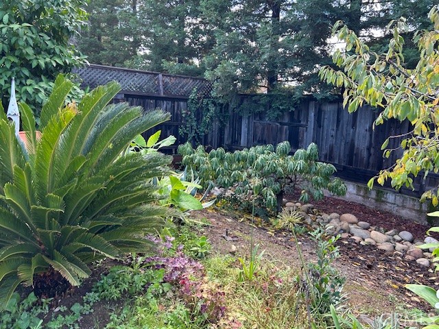 Detail Gallery Image 69 of 72 For 14 Sparrow Hawk, Chico,  CA 95928 - 4 Beds | 2/1 Baths