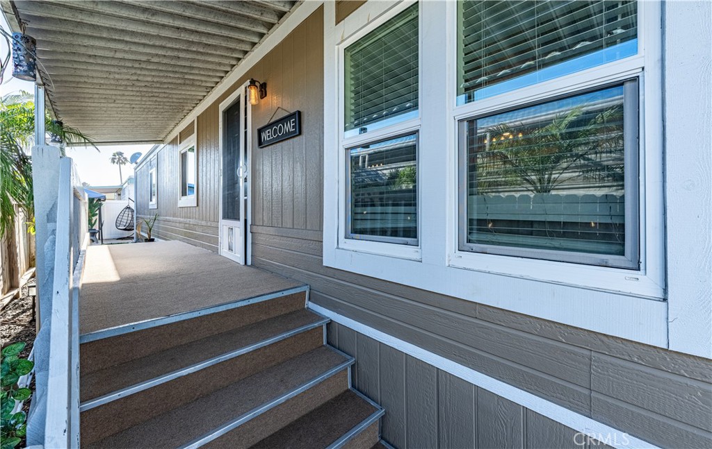 MLS #OC26150574 image #2