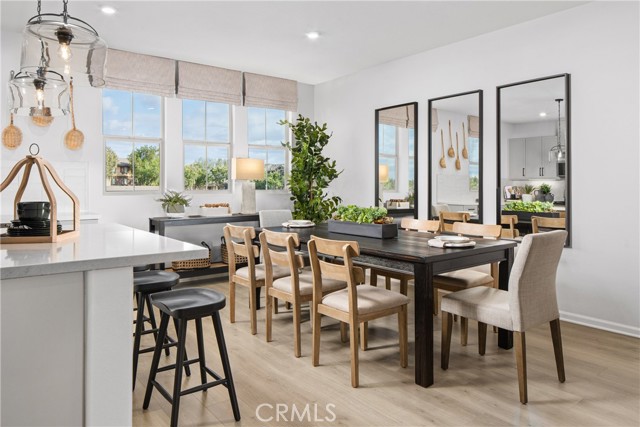 16368 Meadowhouse Avenue, Chino CA: https://media.crmls.org/medias/3425c1e7-9ead-472d-9701-de5b928b5b09.jpg