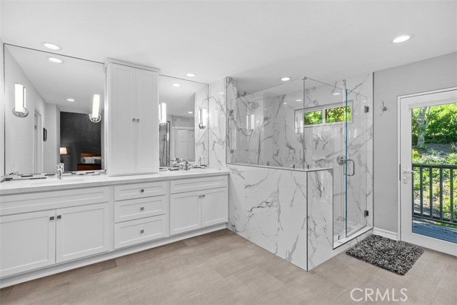 27215 Stagewood Court, Laguna Hills CA: https://media.crmls.org/medias/3428efb8-fde9-43aa-a1ee-3373d20075a0.jpg