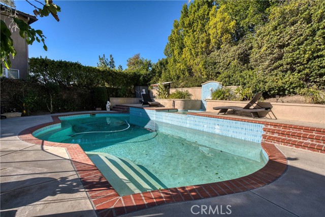 Image 33 of 36 For 24301 Belford Court