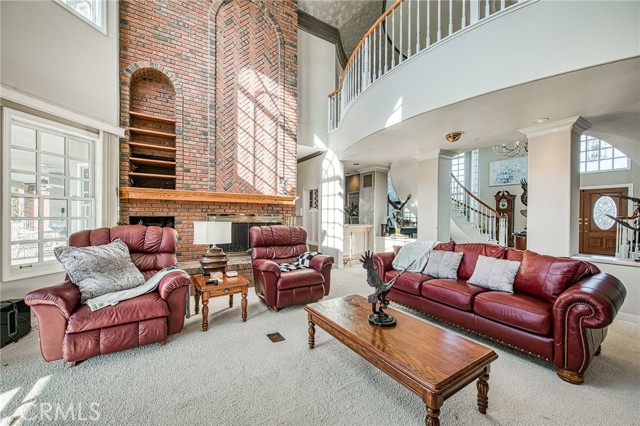 Detail Gallery Image 5 of 29 For 14141 Millerton, Prather,  CA 93651 - 5 Beds | 6/1 Baths