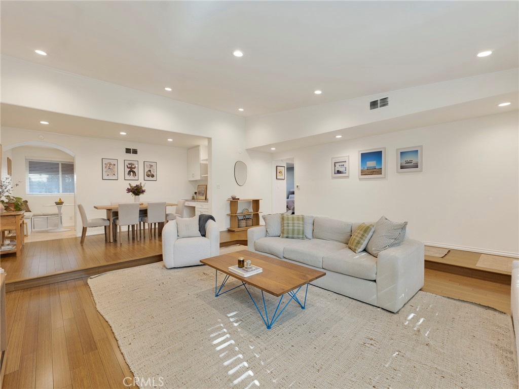 12803 Bloomfield #2