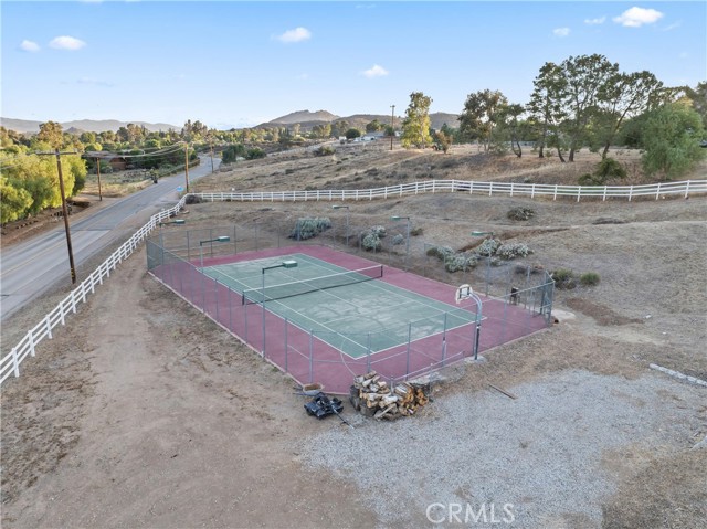 34037 Agua Dulce Canyon Road, Agua Dulce CA: https://media.crmls.org/medias/3429cb88-fd42-4614-946c-cf9eacc4b64f.jpg