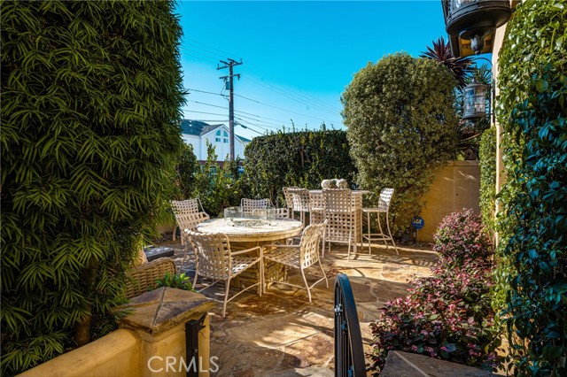 Detail Gallery Image 48 of 50 For 3222 Clay St, Newport Beach,  CA 92663 - 3 Beds | 2/1 Baths