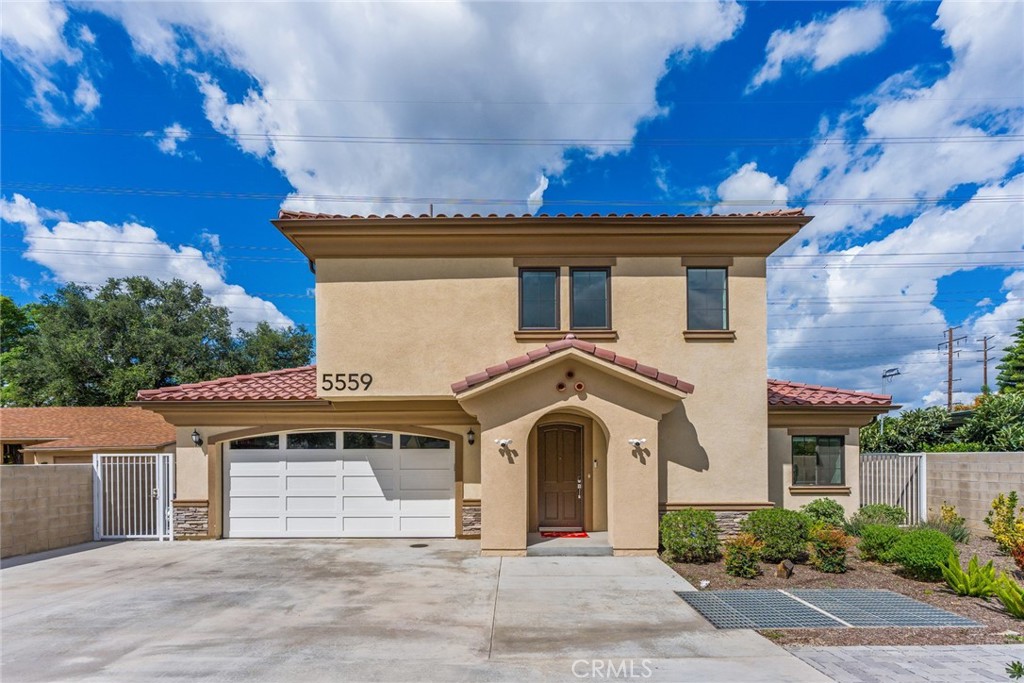 5559 N Burton Avenue