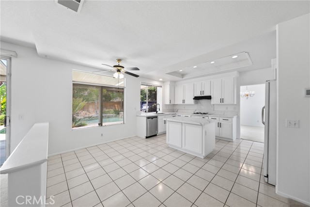 Image 14 of 40 For 39323 Corte Alisos