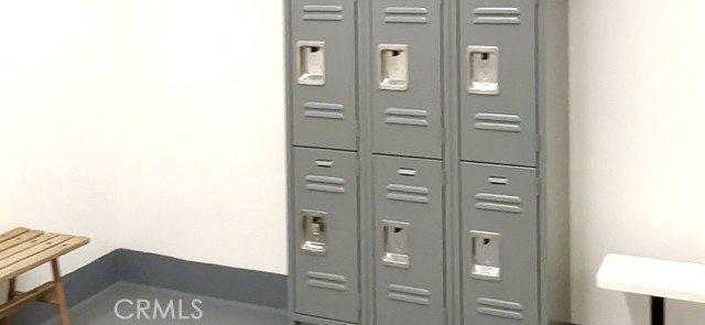 Detail Gallery Image 57 of 66 For 26832 Avenue of the Oaks #D,  Newhall,  CA 91321 - 2 Beds | 2 Baths