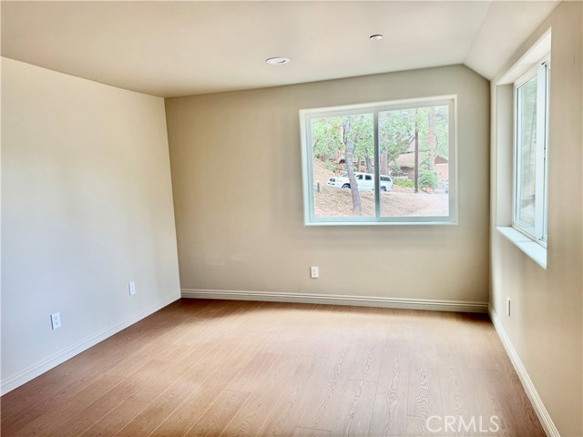 810 Villa Grove Avenue, Big Bear City CA: https://media.crmls.org/medias/342ae3e4-dc2d-4bbe-a682-b2f4ca5486a7.jpg