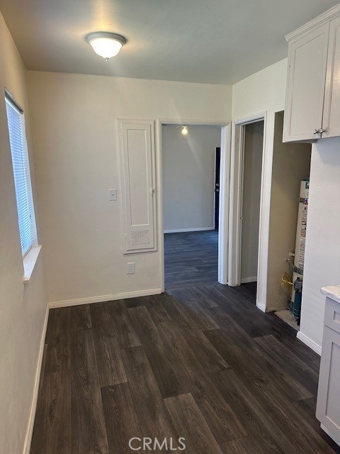 932 W 71st Street, Los Angeles CA: https://media.crmls.org/medias/342b1963-377a-4fbd-9731-79cc56b03889.jpg