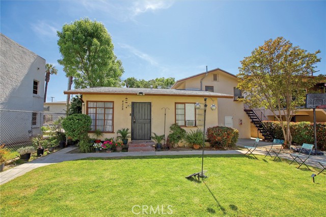 Detail Gallery Image 3 of 6 For 4228 10th St, Riverside,  CA 92501 - – Beds | – Baths