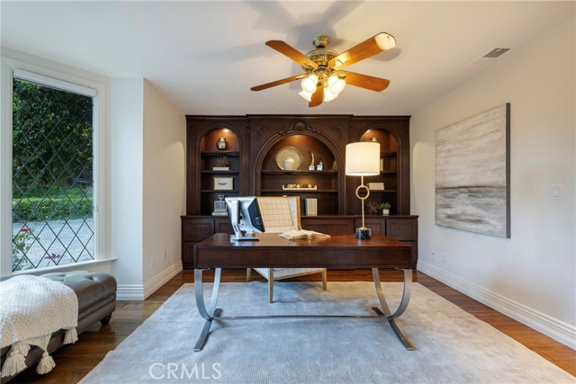 Detail Gallery Image 11 of 54 For 10761 Crawford Canyon, North Tustin,  CA 92705 - 5 Beds | 3/1 Baths