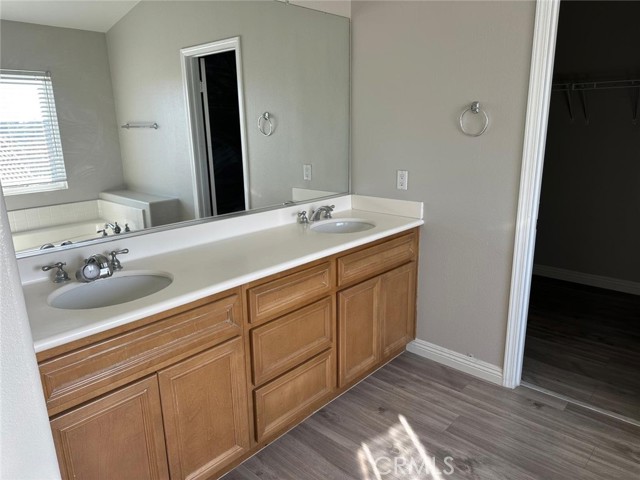 Detail Gallery Image 15 of 17 For 30865 Highland Vista, Temecula,  CA 92591 - 5 Beds | 3/1 Baths