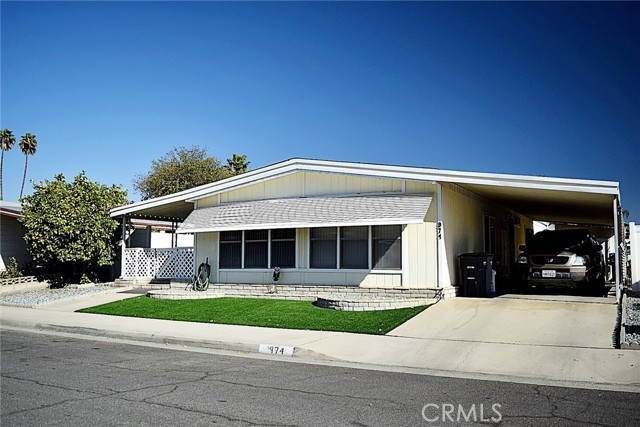 Detail Gallery Image 3 of 25 For 974 San Gorgonio Way, Hemet,  CA 92543 - 2 Beds | 2 Baths