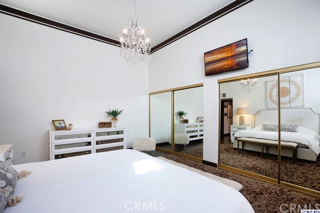 1 Bed Home for Sale in Sherman Oaks, California