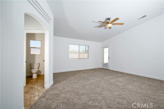Detail Gallery Image 14 of 26 For 7772 Grand Ave, Yucca Valley,  CA 92284 - 3 Beds | 2 Baths