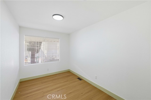 Detail Gallery Image 13 of 20 For 4444 E R, Palmdale,  CA 93552 - 4 Beds | 2 Baths