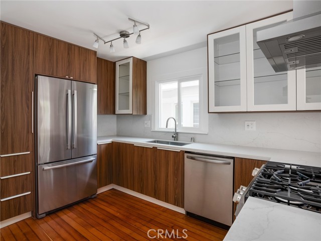  Income Home for Sale in Venice, California
