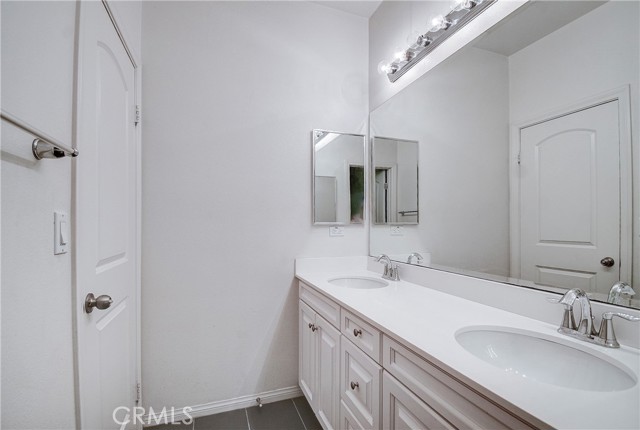 1855 W Willow Avenue, Anaheim CA: https://media.crmls.org/medias/34316575-ca09-4c4d-81c4-792b54261e5c.jpg