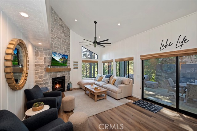 Front Image Thumbnail for CRIG26120950