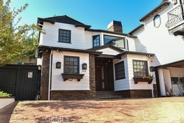 Detail Gallery Image 43 of 45 For 5235 San Feliciano Dr, Woodland Hills,  CA 91364 - 5 Beds | 4 Baths