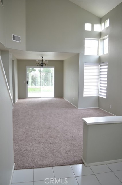 Detail Gallery Image 9 of 22 For 323 S Larkwood St, Anaheim Hills,  CA 92808 - 4 Beds | 2/1 Baths