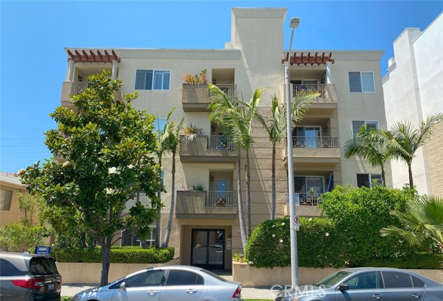 Detail Gallery Image 1 of 32 For 1241 S Westgate Ave #202,  Los Angeles,  CA 90025 - 3 Beds | 2/1 Baths