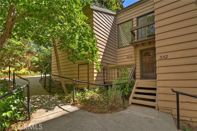 27821 Peninsula Drive #332, Lake Arrowhead CA: https://media.crmls.org/medias/34364e98-082b-4093-b9d0-d216dfcdf41c.jpg