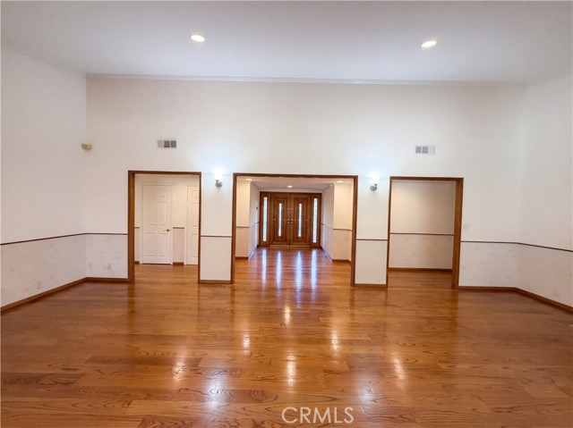 1319 North Baldwin Avenue photo 6