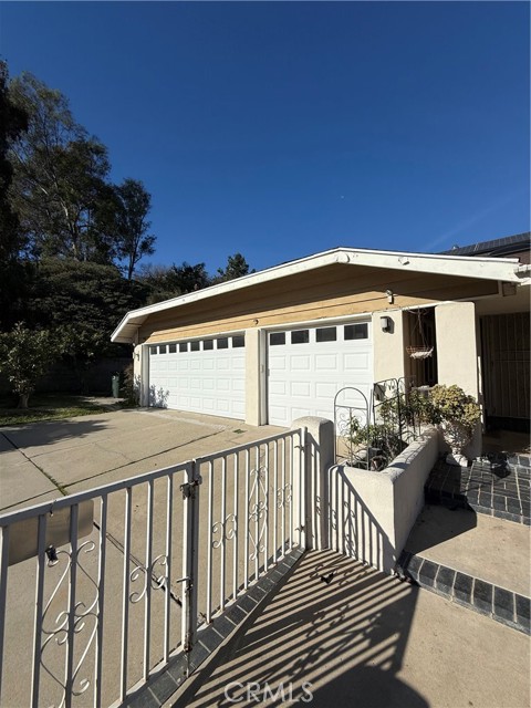 Front Image Thumbnail for CROC26005174