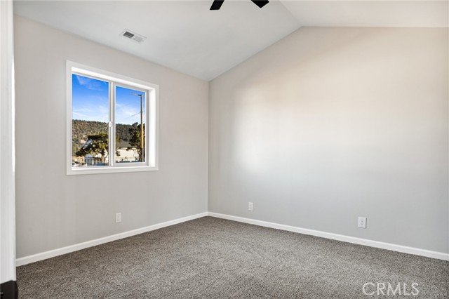 Detail Gallery Image 13 of 23 For 2217 Juniper Ln, Big Bear City,  CA 92314 - 2 Beds | 2 Baths