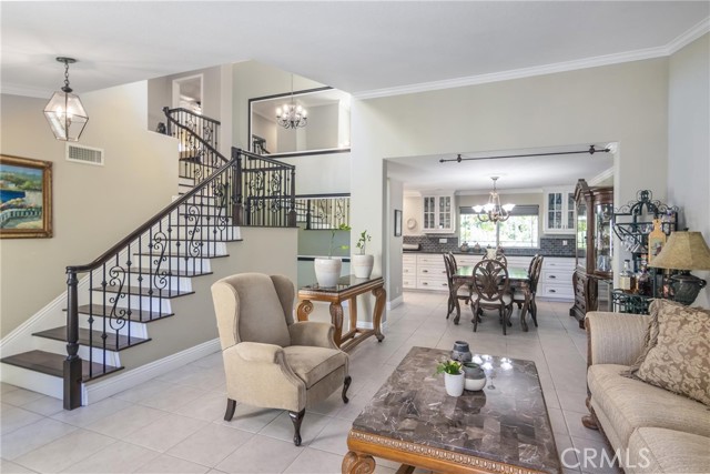 Detail Gallery Image 2 of 29 For 13542 Ashbrook Ln, Moorpark,  CA 93021 - 4 Beds | 3/1 Baths