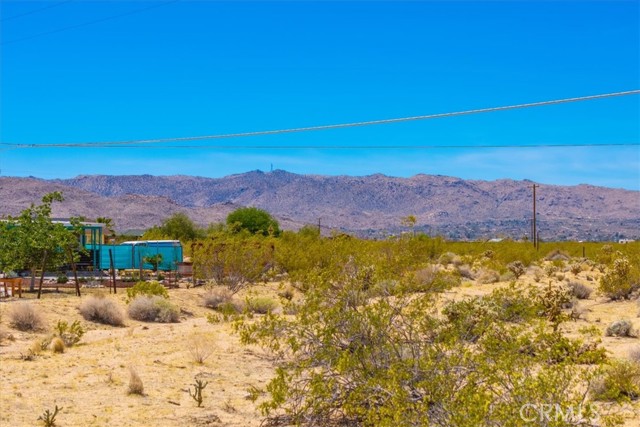 Detail Gallery Image 10 of 27 For 1 Jadeite St, Joshua Tree,  CA 92252 - – Beds | – Baths