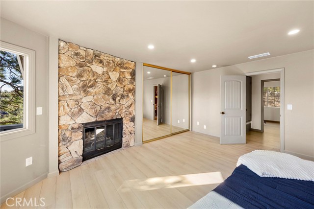 Detail Gallery Image 24 of 44 For 1113 N Grass Valley, Lake Arrowhead,  CA 92352 - 4 Beds | 2 Baths