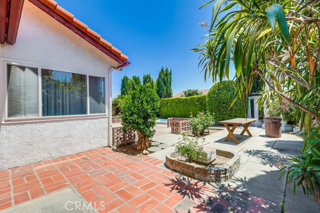1702 Lark Tree Way, Hacienda Heights CA: https://media.crmls.org/medias/3437de99-c0db-48dc-be2f-d41ea4cd6389.jpg