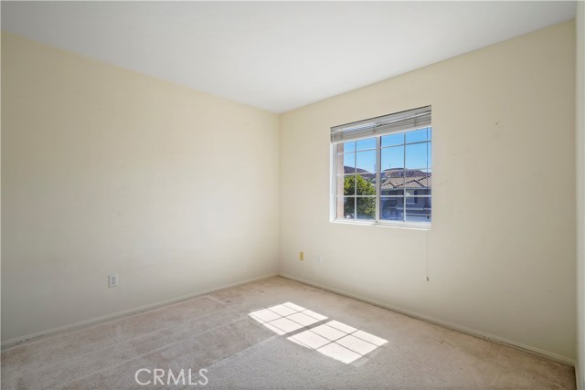 28445 Silverking Trail, Saugus CA: https://media.crmls.org/medias/34383da9-787f-4c5d-8a8f-f28bd1075e5c.jpg