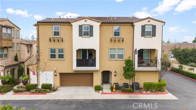 Detail Gallery Image 2 of 41 For 816 S Gladys Ave a,  San Gabriel,  CA 91776 - 2 Beds | 2/1 Baths